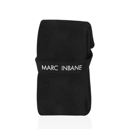 Marc Inbane Back Applicator – svart appliceringsband i mikrofiber för jämn applicering av brun utan sol på ryggen.